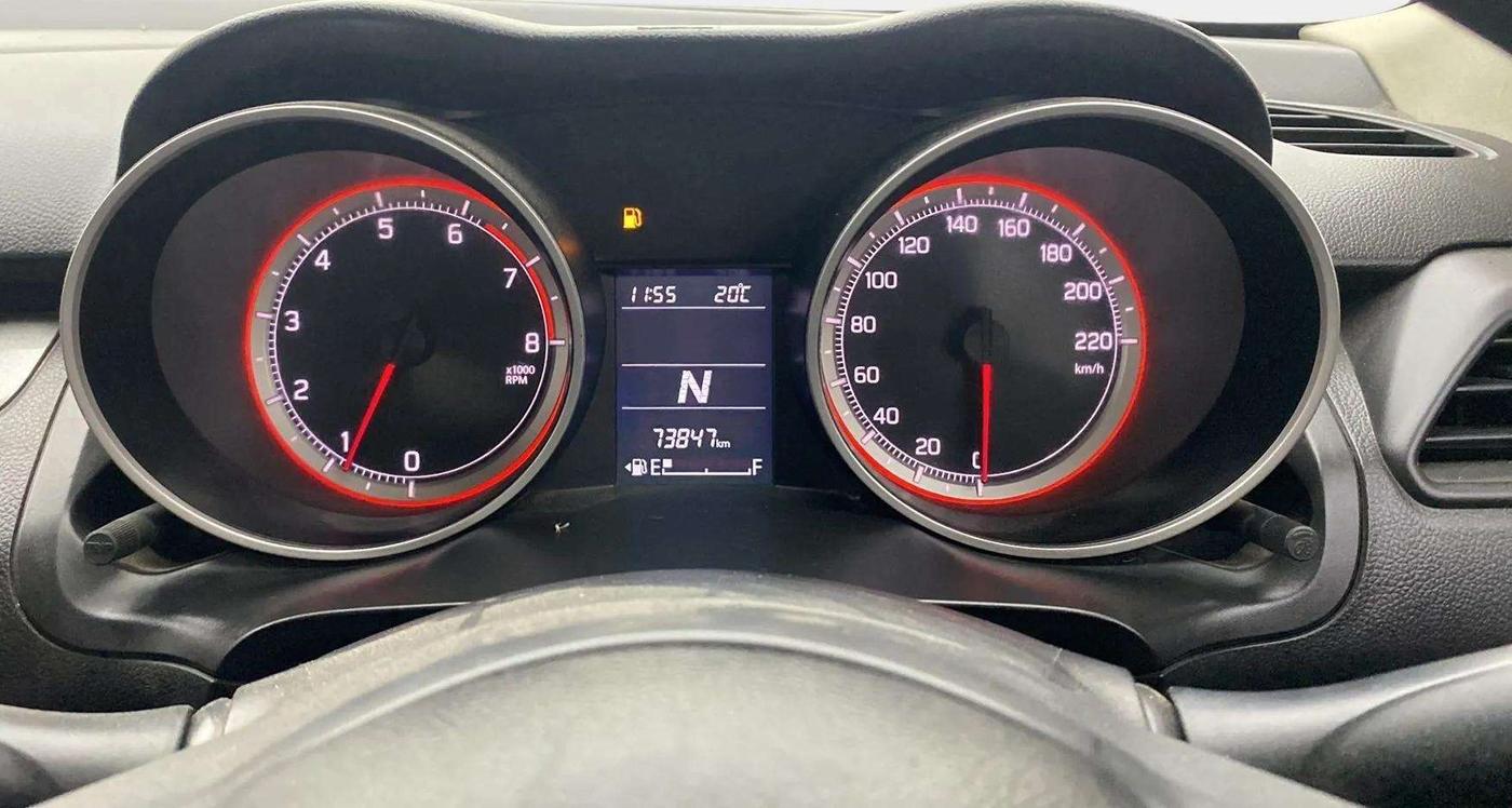 2020 Maruti Swift VXI AMT, Petrol, Automatic, 73,905 km, Odometer Image