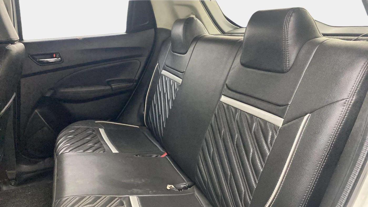 2020 Maruti Swift VXI AMT, Petrol, Automatic, 73,905 km, Right Side Rear Door Cabin