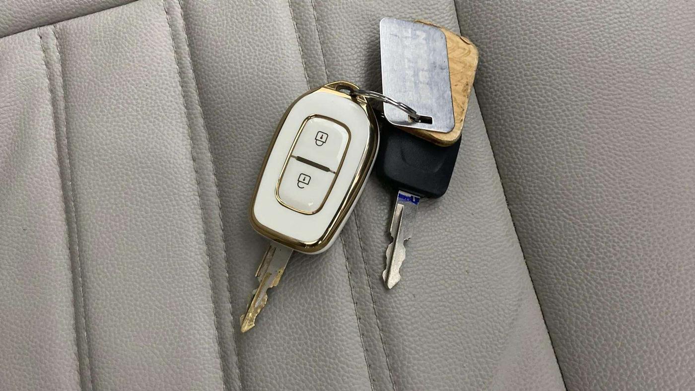 2019 Datsun Redi Go S 1.0, Petrol, Manual, 92,782 km, Key Close Up