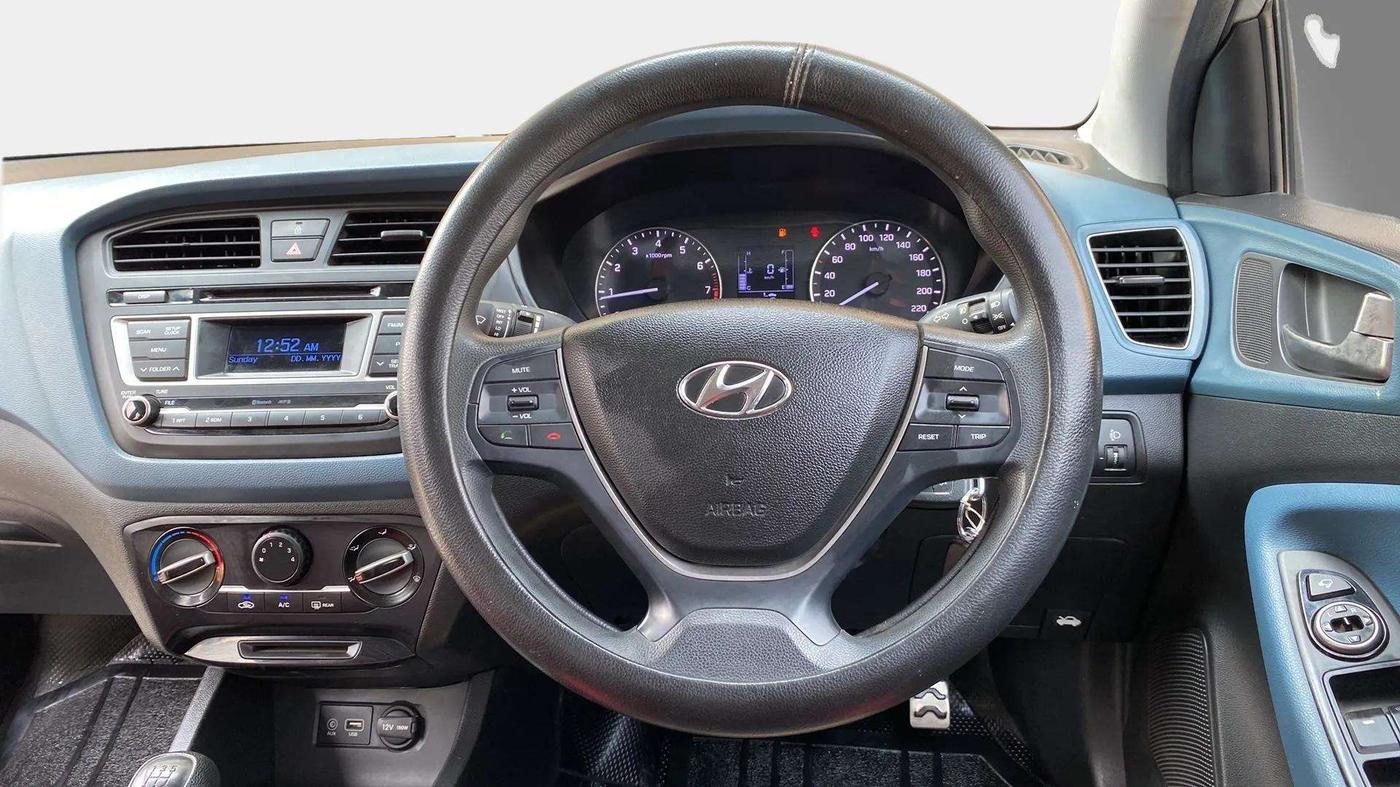 2015 Hyundai i20 Active 1.2 S, Petrol, Manual, 18,294 km, Steering Wheel Close Up