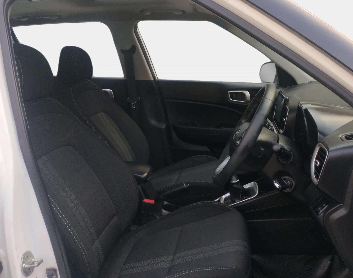2019 Hyundai VENUE SX 1.0 TURBO, Petrol, Manual, 6,695 km, Right Side Front Door Cabin