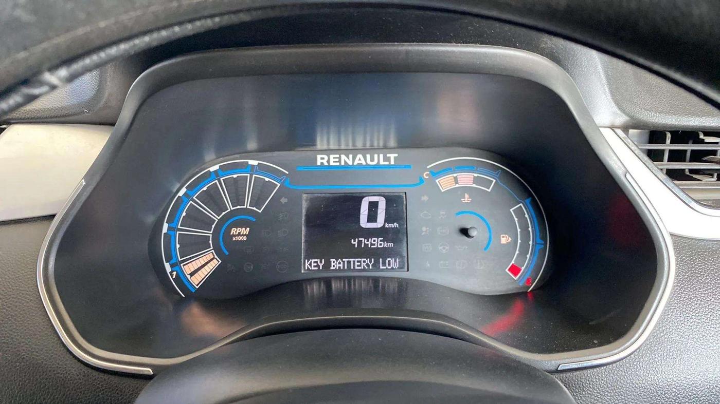 2019 Renault TRIBER RXZ, Petrol, Manual, 47,495 km, Odometer Image
