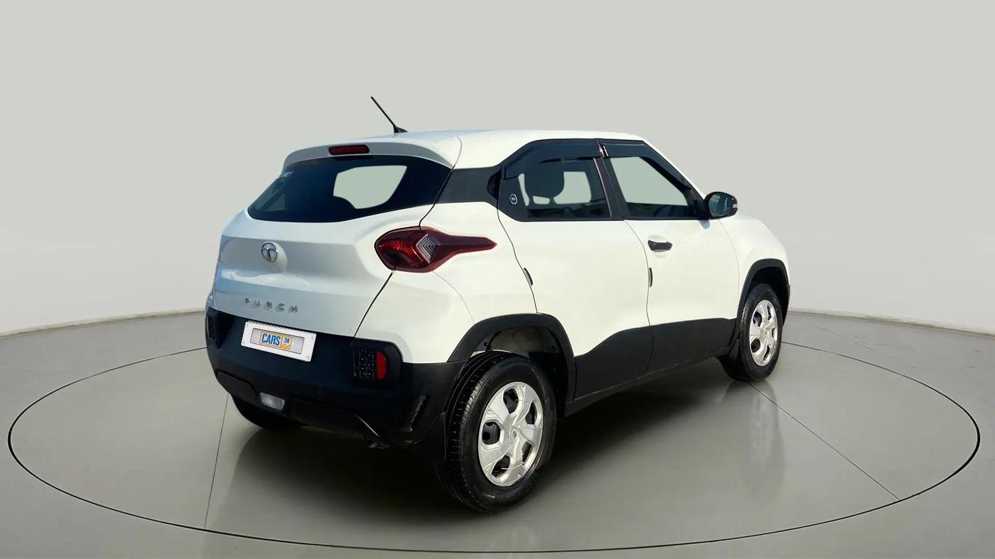 2023 Tata PUNCH PURE RHYTHM PACK MT, Petrol, Manual, 30,629 km, Right Back Diagonal