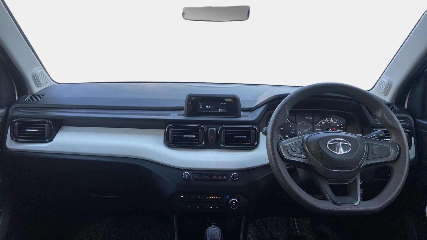 2023 Tata PUNCH PURE RHYTHM PACK MT, Petrol, Manual, 30,629 km, Dashboard
