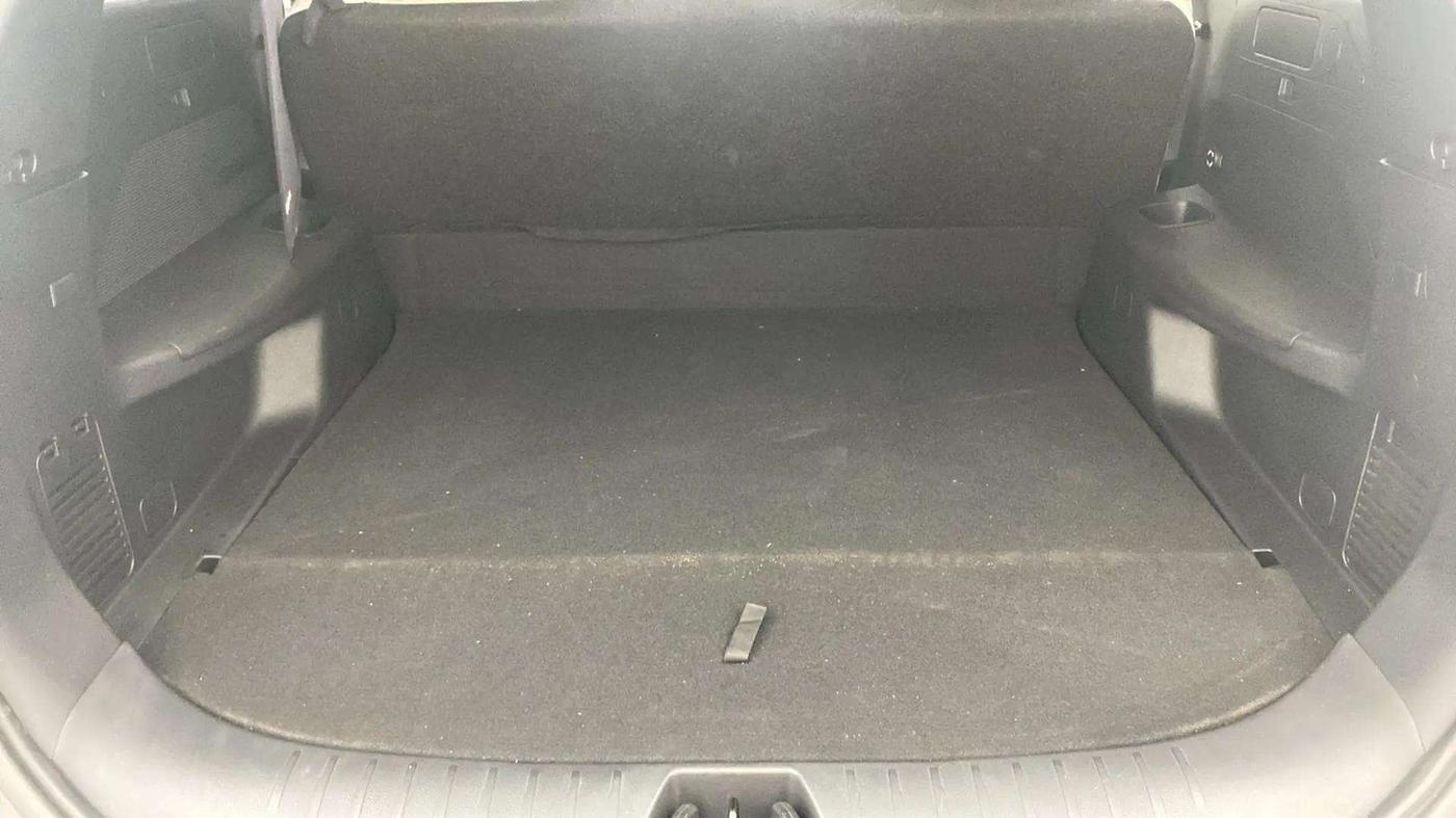 2022 Mahindra XUV700 AX 5 P AT 5 STR, Petrol, Automatic, 11,921 km, Boot Open Zoomed View