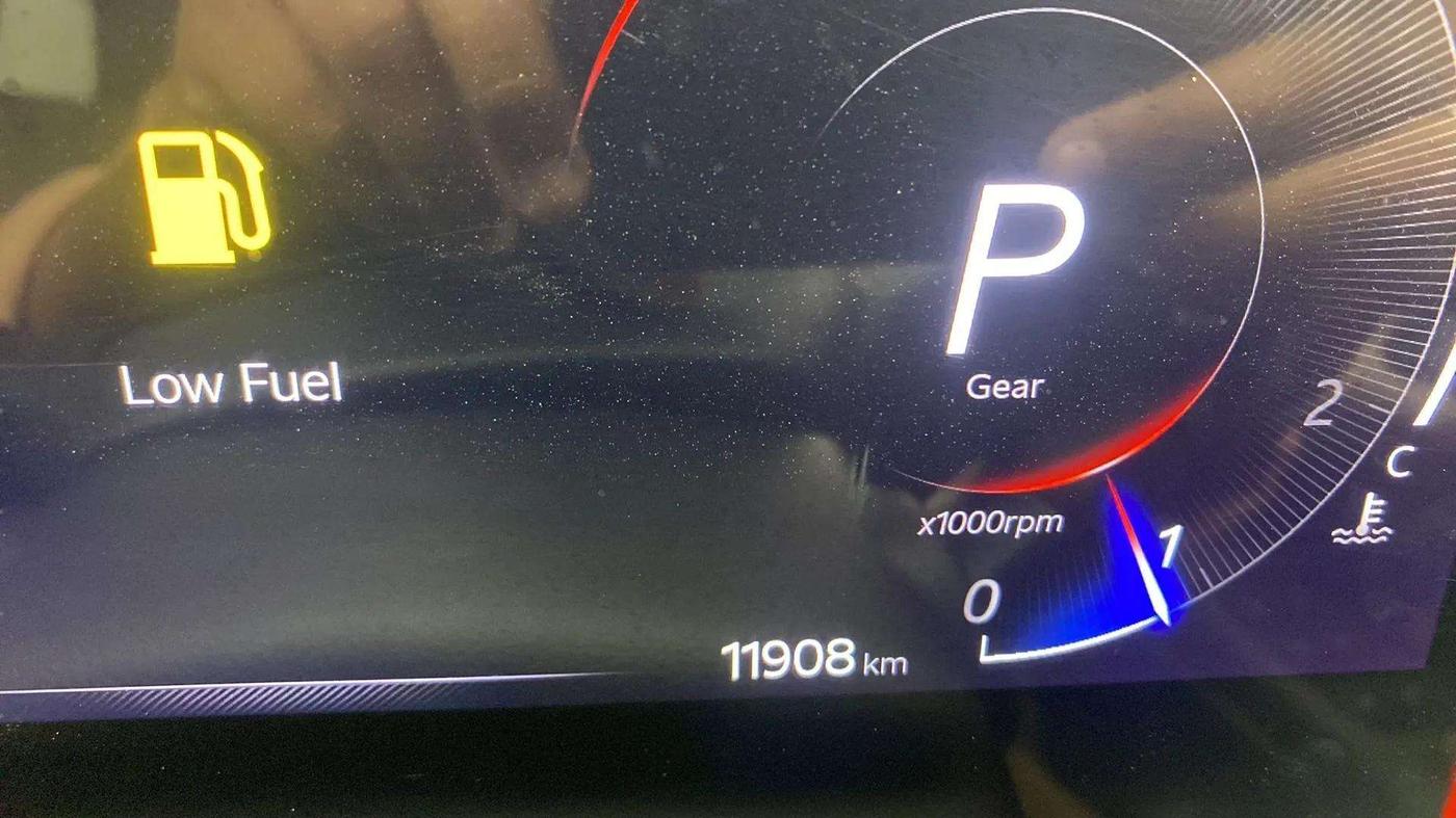 2022 Mahindra XUV700 AX 5 P AT 5 STR, Petrol, Automatic, 11,921 km, Odometer Image