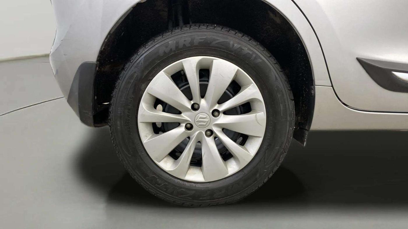 2018 Maruti Baleno DELTA PETROL 1.2, Petrol, Manual, 95,188 km, Right Rear Wheel