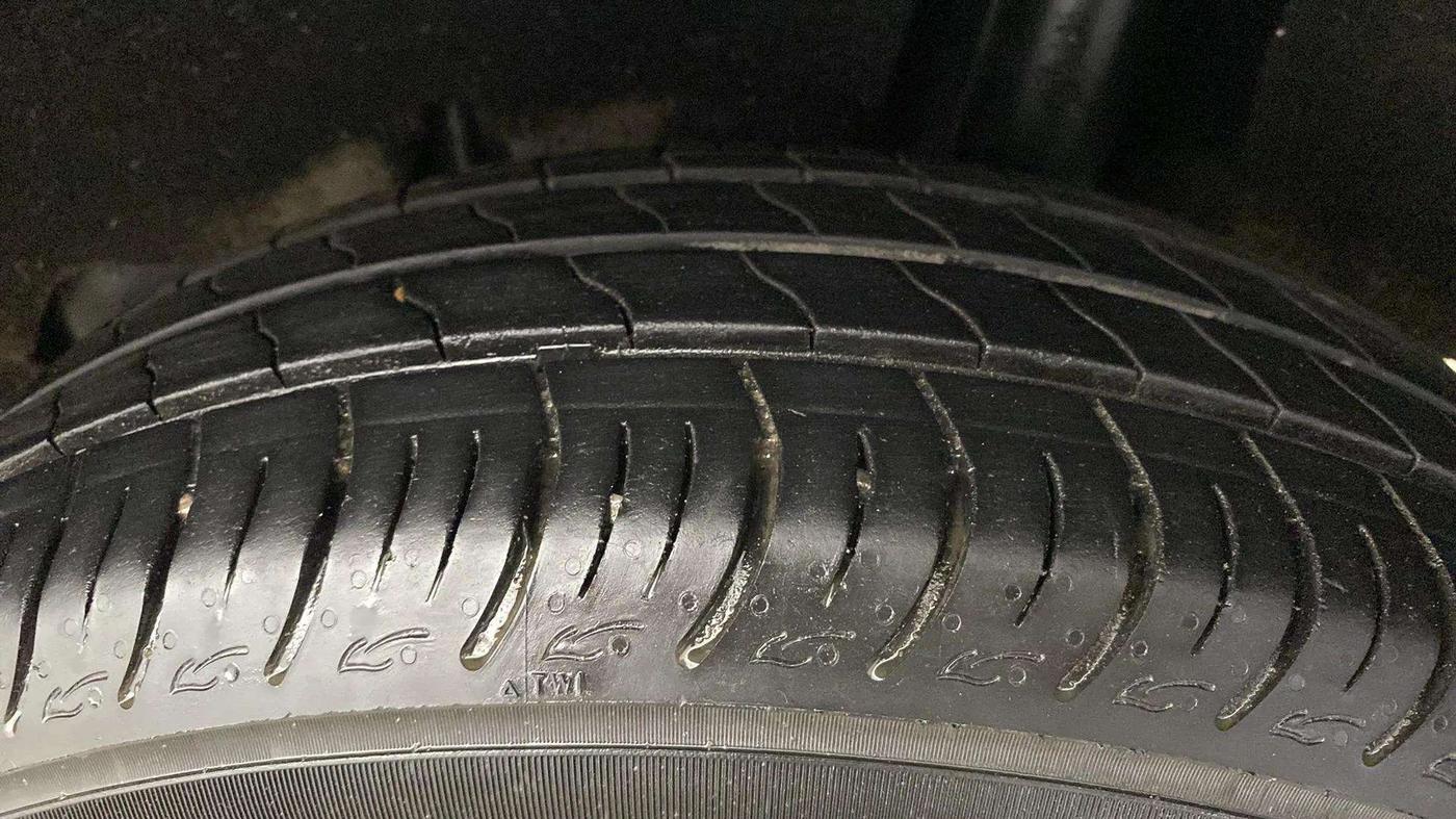 2018 Maruti Baleno DELTA PETROL 1.2, Petrol, Manual, 95,188 km, Left Rear Tyre Tread