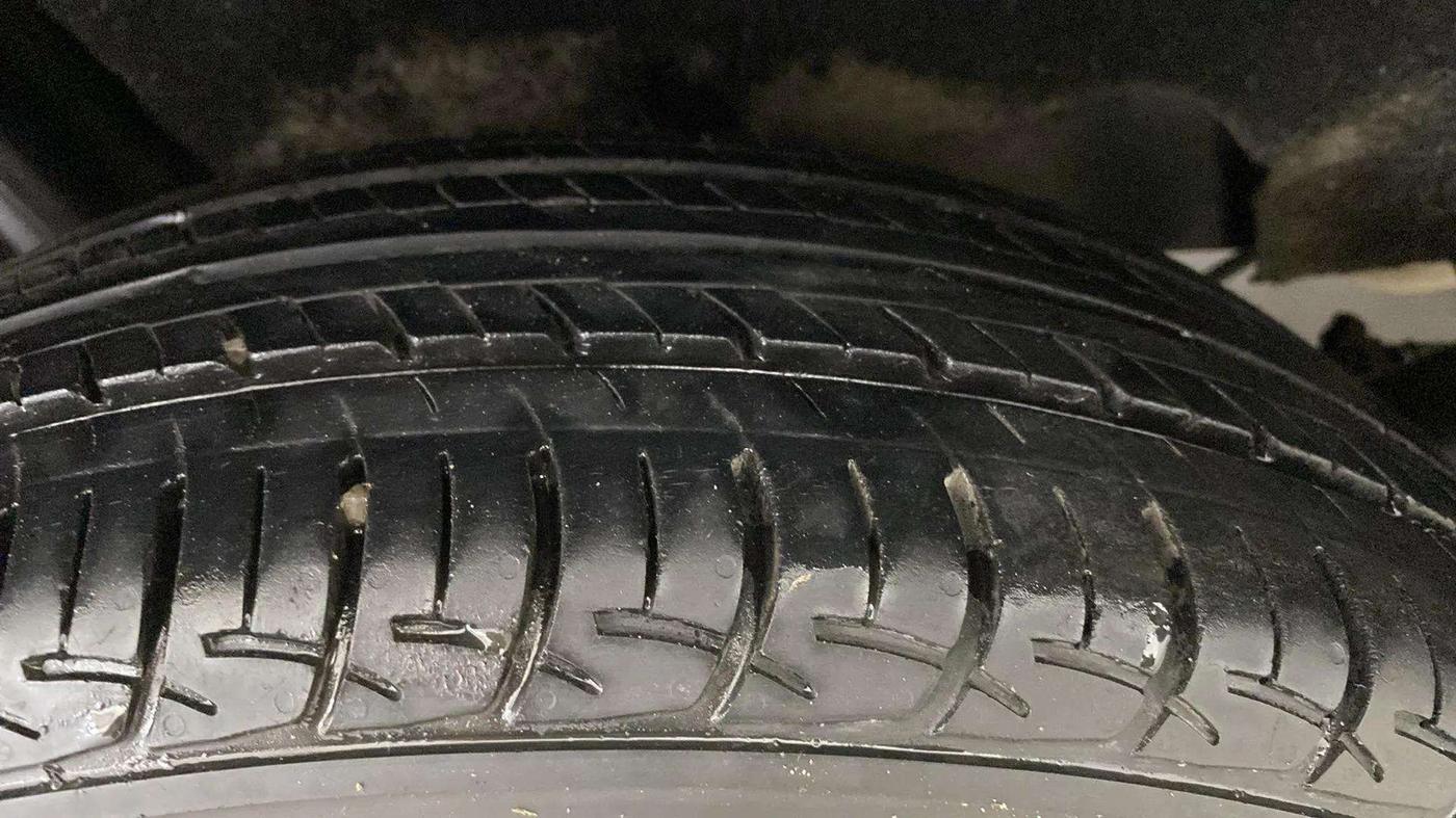 2018 Maruti Baleno DELTA PETROL 1.2, Petrol, Manual, 95,188 km, Right Rear Tyre Tread