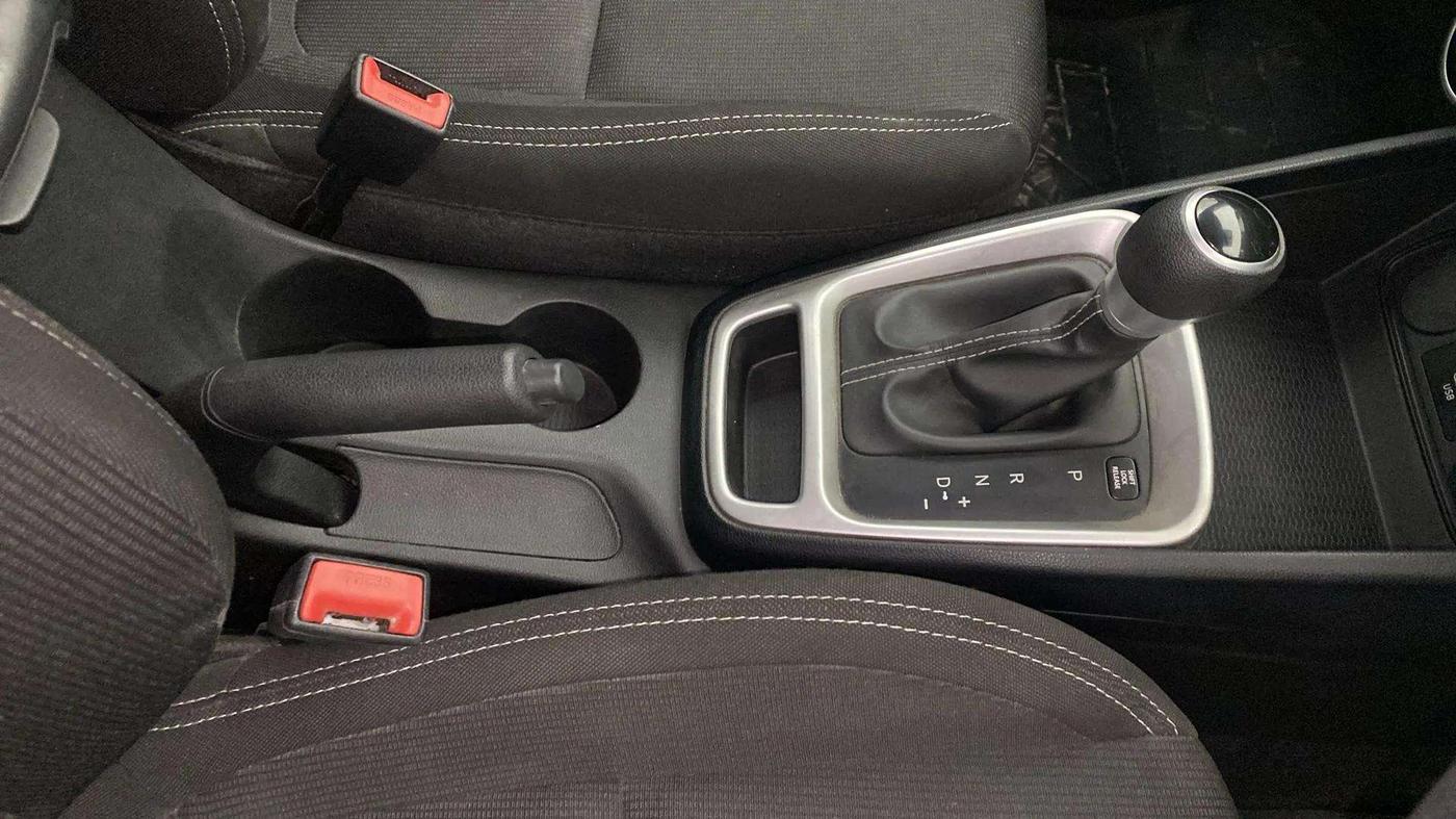 2019 Hyundai VENUE S 1.0 TURBO DCT, Petrol, Automatic, 29,984 km, Gear Lever