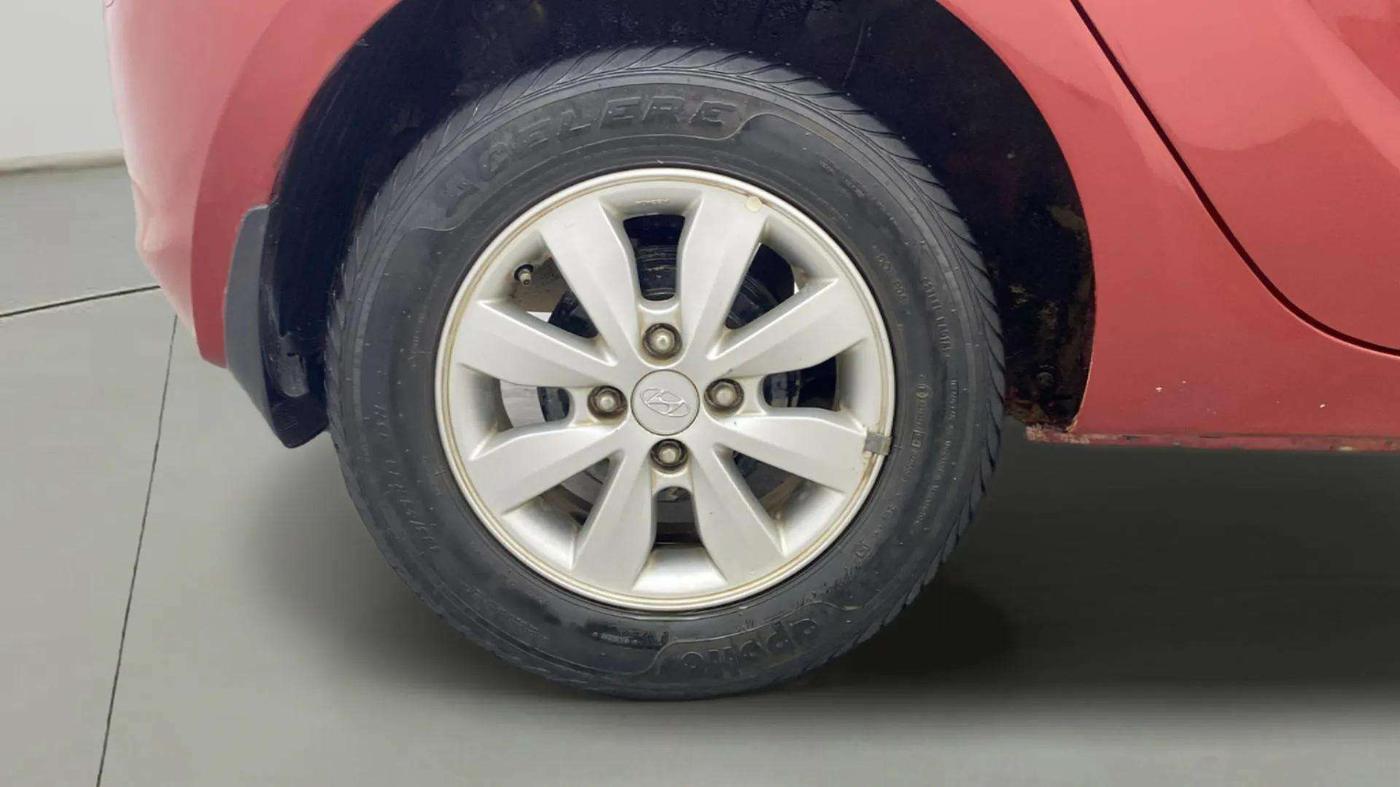 2014 Hyundai i20 SPORTZ 1.2, Petrol, Manual, 31,416 km, Right Rear Wheel