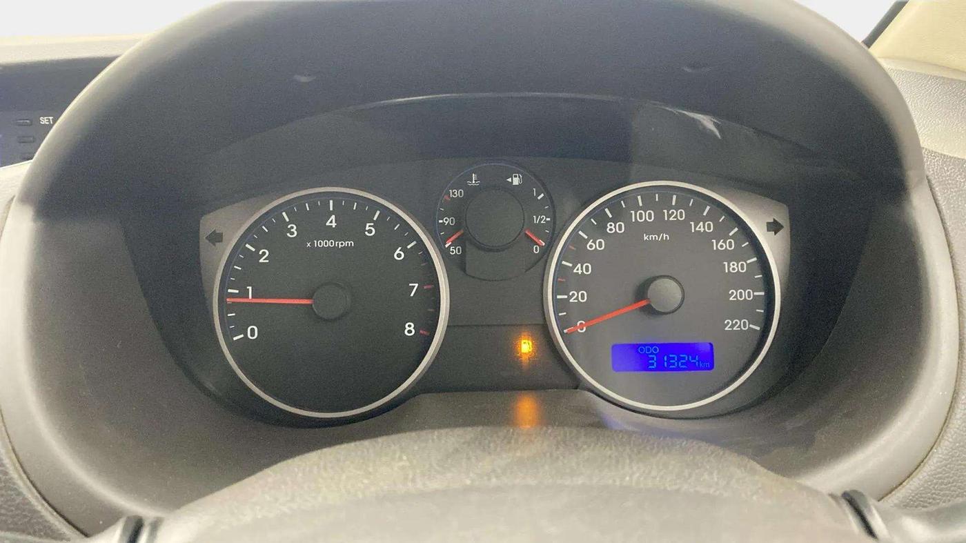 2014 Hyundai i20 SPORTZ 1.2, Petrol, Manual, 31,416 km, Odometer Image