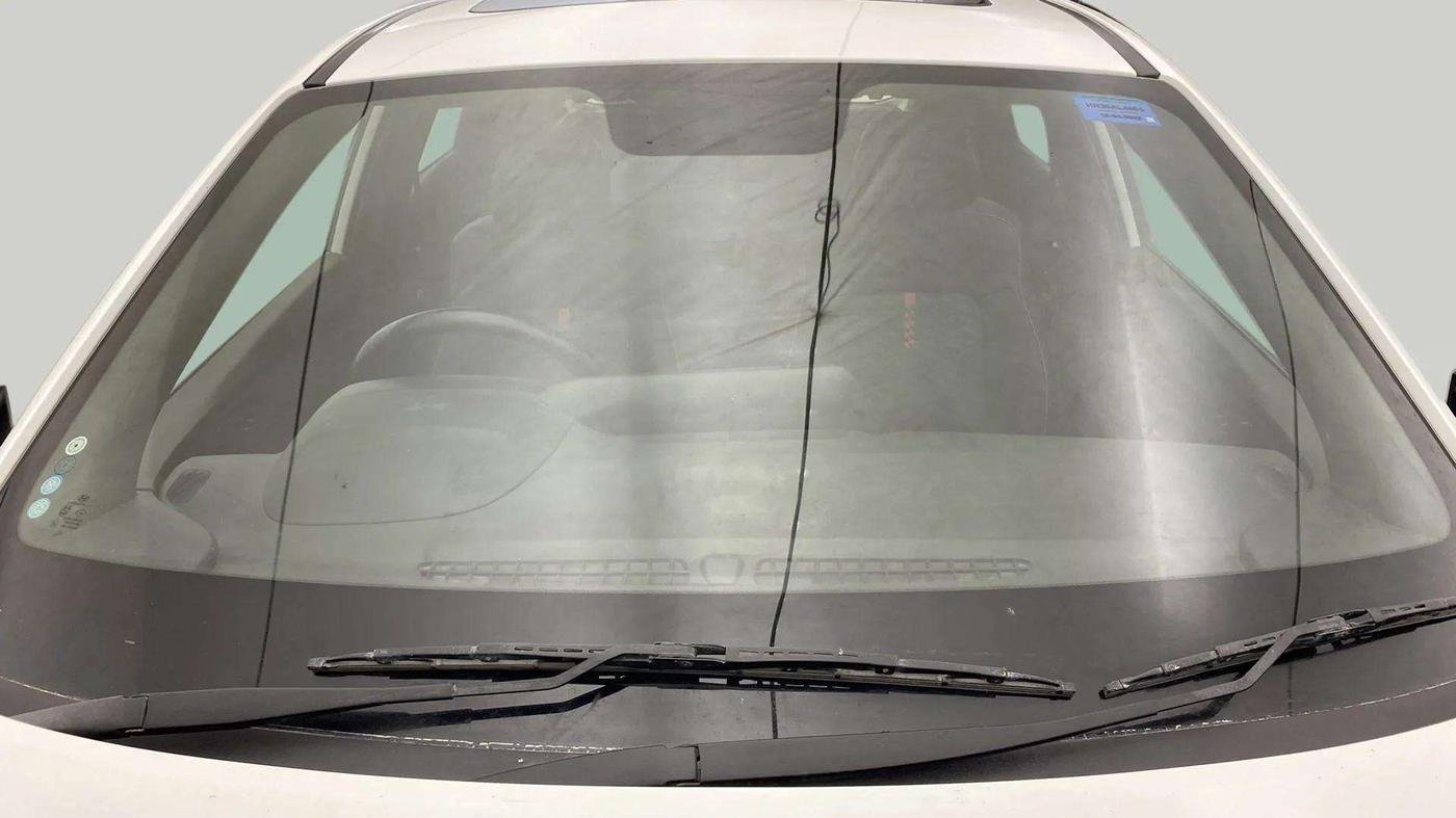 2022 Hyundai NEW I20 N LINE N6 1.0 TURBO GDI IMT, Petrol, Manual, 31,390 km, Front Windshield