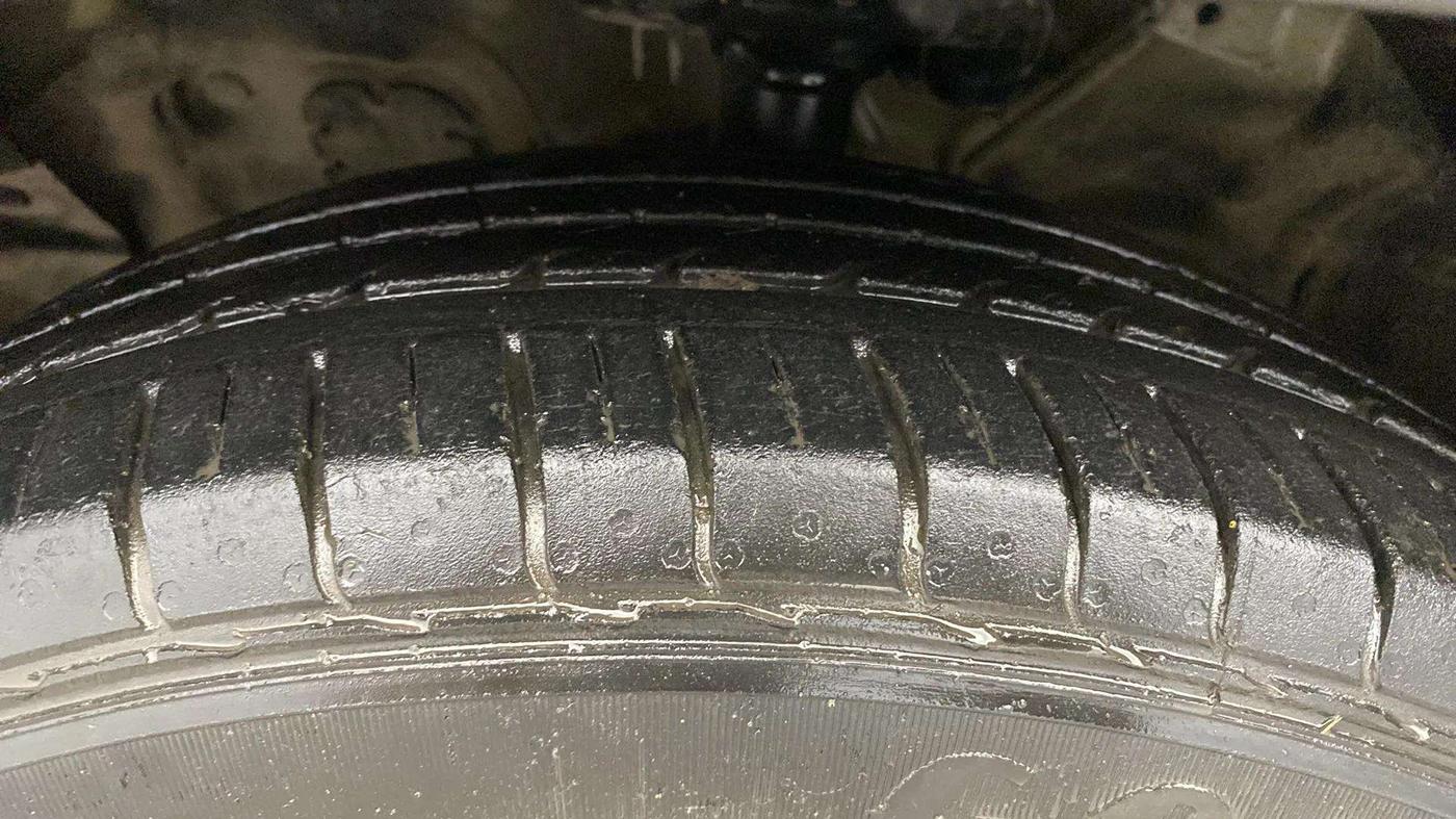 2020 KIA SELTOS HTX 1.5 PETROL, Petrol, Manual, 37,086 km, Left Front Tyre Tread