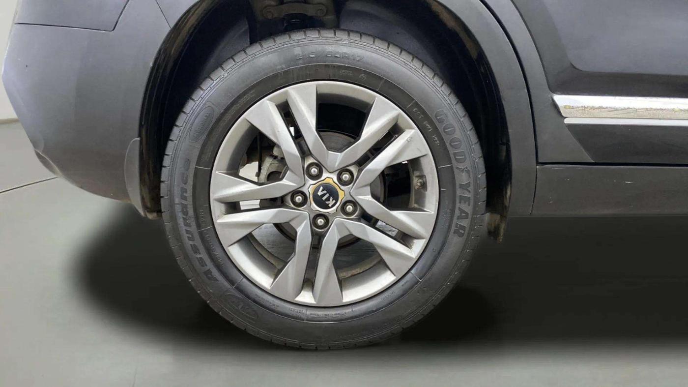 2020 KIA SELTOS HTX 1.5 PETROL, Petrol, Manual, 37,086 km, Right Rear Wheel