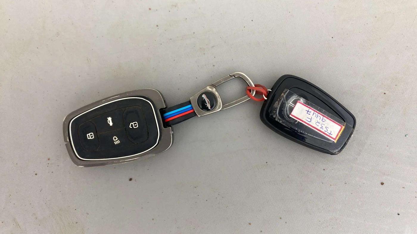 2022 Tata TIGOR XZ PETROL, Petrol, Manual, 57,733 km, Key Close Up