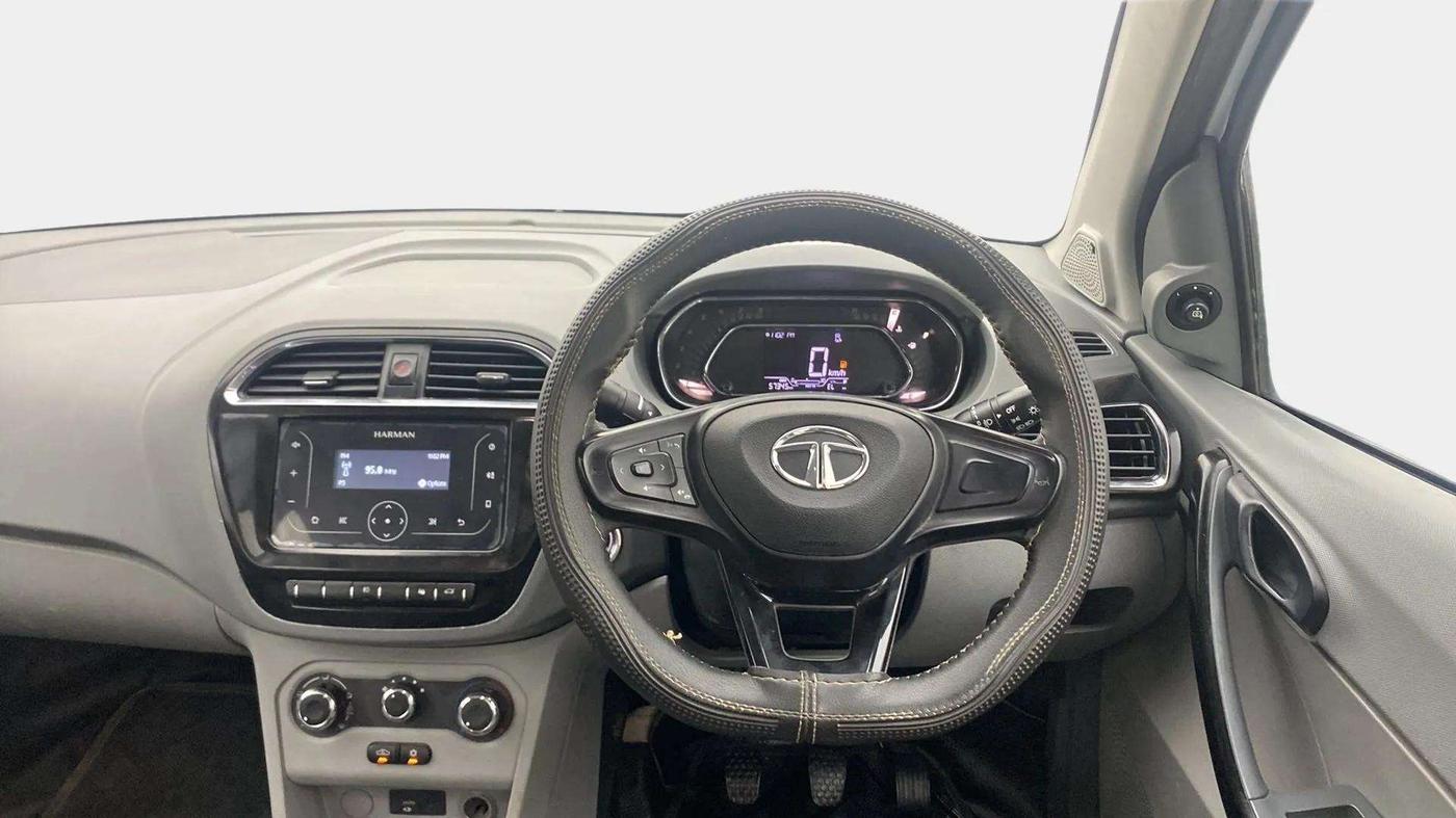 2022 Tata TIGOR XZ PETROL, Petrol, Manual, 57,733 km, Steering Wheel Close Up