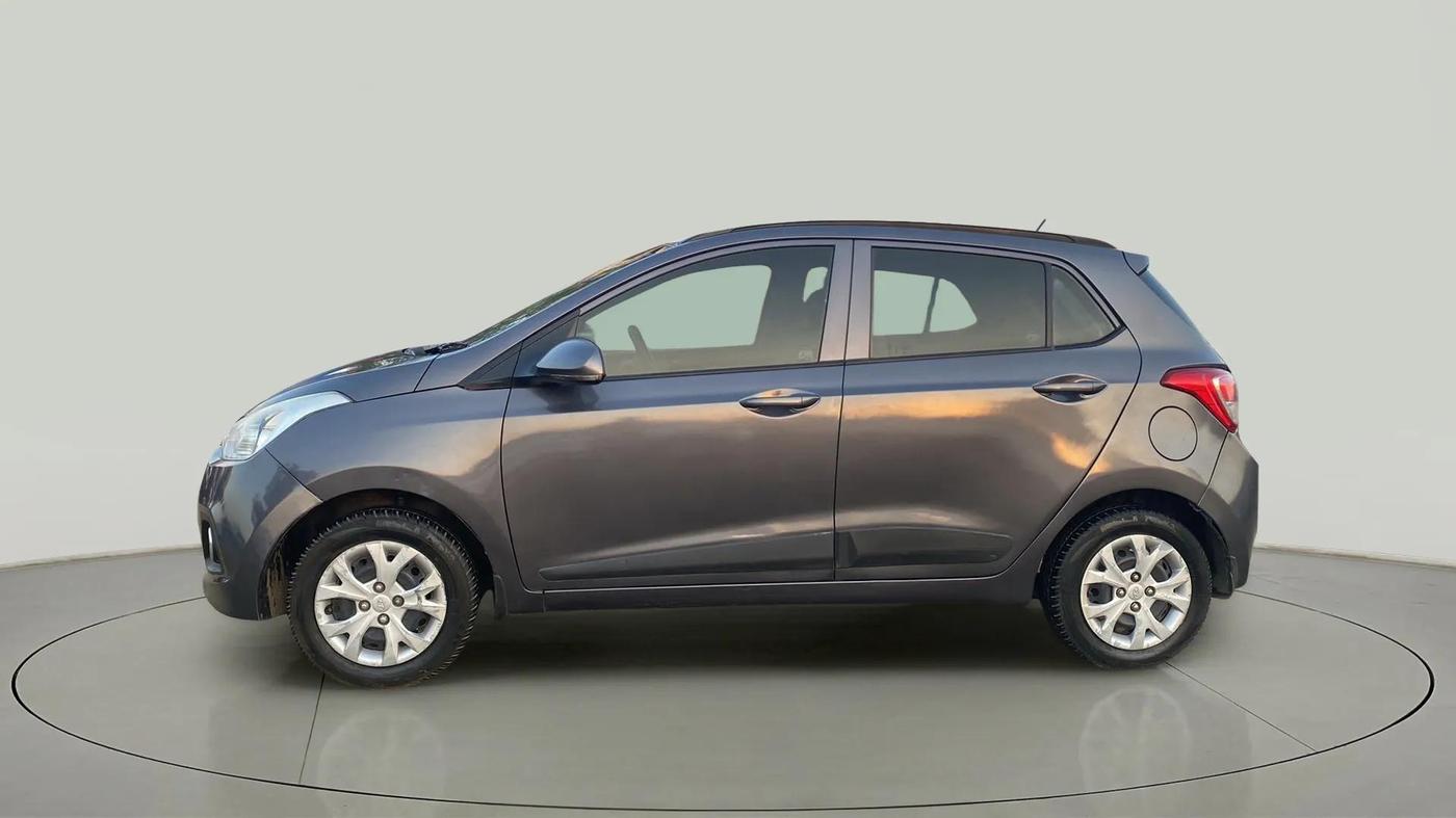 2016 Hyundai Grand i10 SPORTZ 1.2 KAPPA VTVT, Petrol, Manual, 62,591 km, Left Side