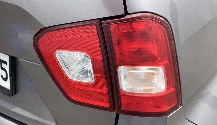 2023 Maruti IGNIS DELTA 1.2, Petrol, Manual, 26,972 km, Right tail light - Minor scratches