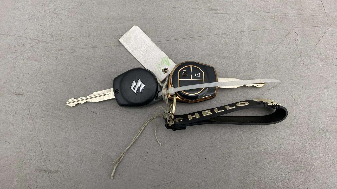 2023 Maruti IGNIS DELTA 1.2, Petrol, Manual, 27,287 km, Key Close Up