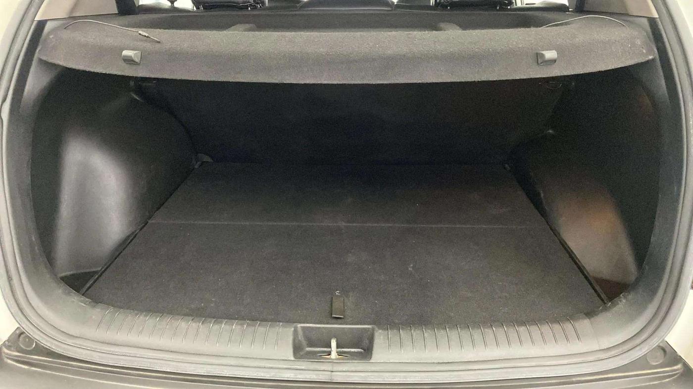 2018 Hyundai Creta SX 1.6 PETROL, Petrol, Manual, 59,751 km, Boot Inside