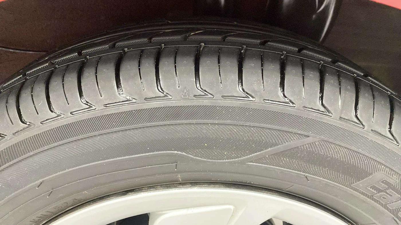2019 Hyundai NEW SANTRO SPORTZ AMT, CNG, Automatic, 53,874 km, Left Rear Tyre Tread