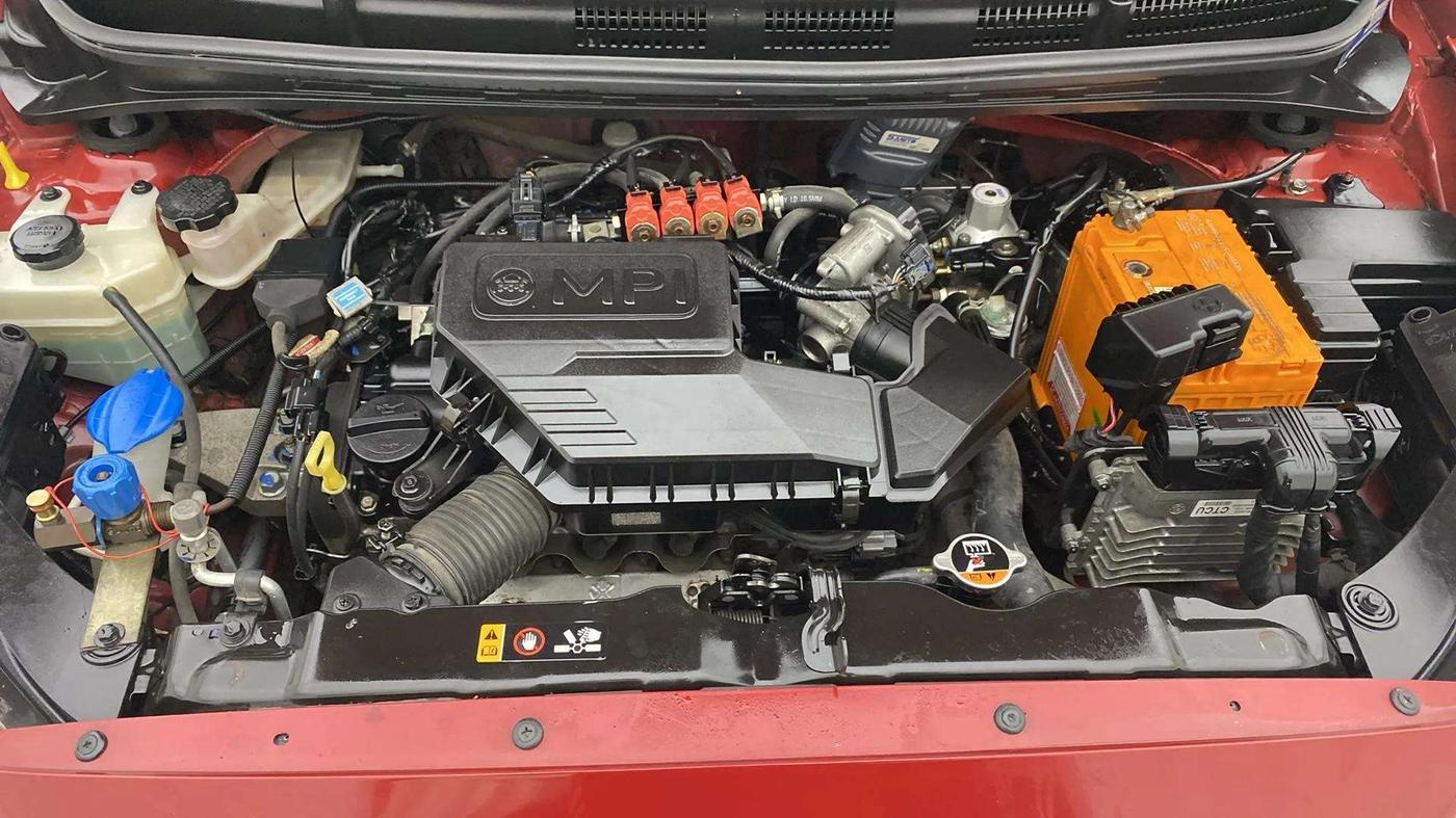 2019 Hyundai NEW SANTRO SPORTZ AMT, CNG, Automatic, 53,874 km, Engine View
