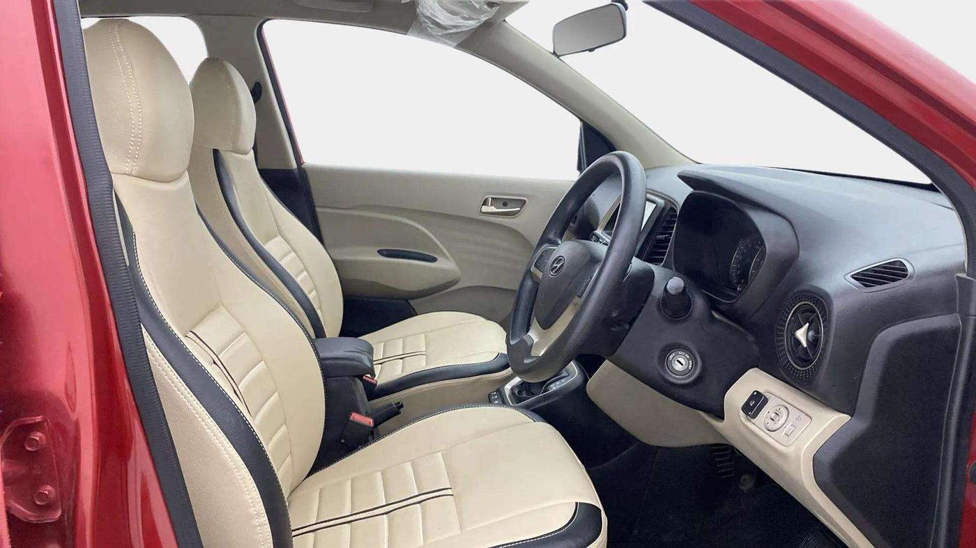 2019 Hyundai NEW SANTRO SPORTZ AMT, CNG, Automatic, 53,874 km, Right Side Front Door Cabin