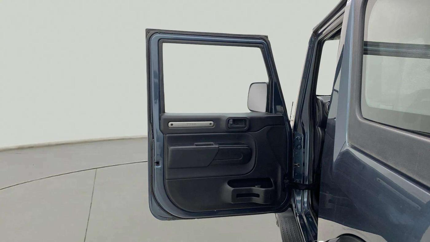 2021 Mahindra Thar LX HT PETROL 4WD MT, Petrol, Manual, 30,879 km, LHS Front Door