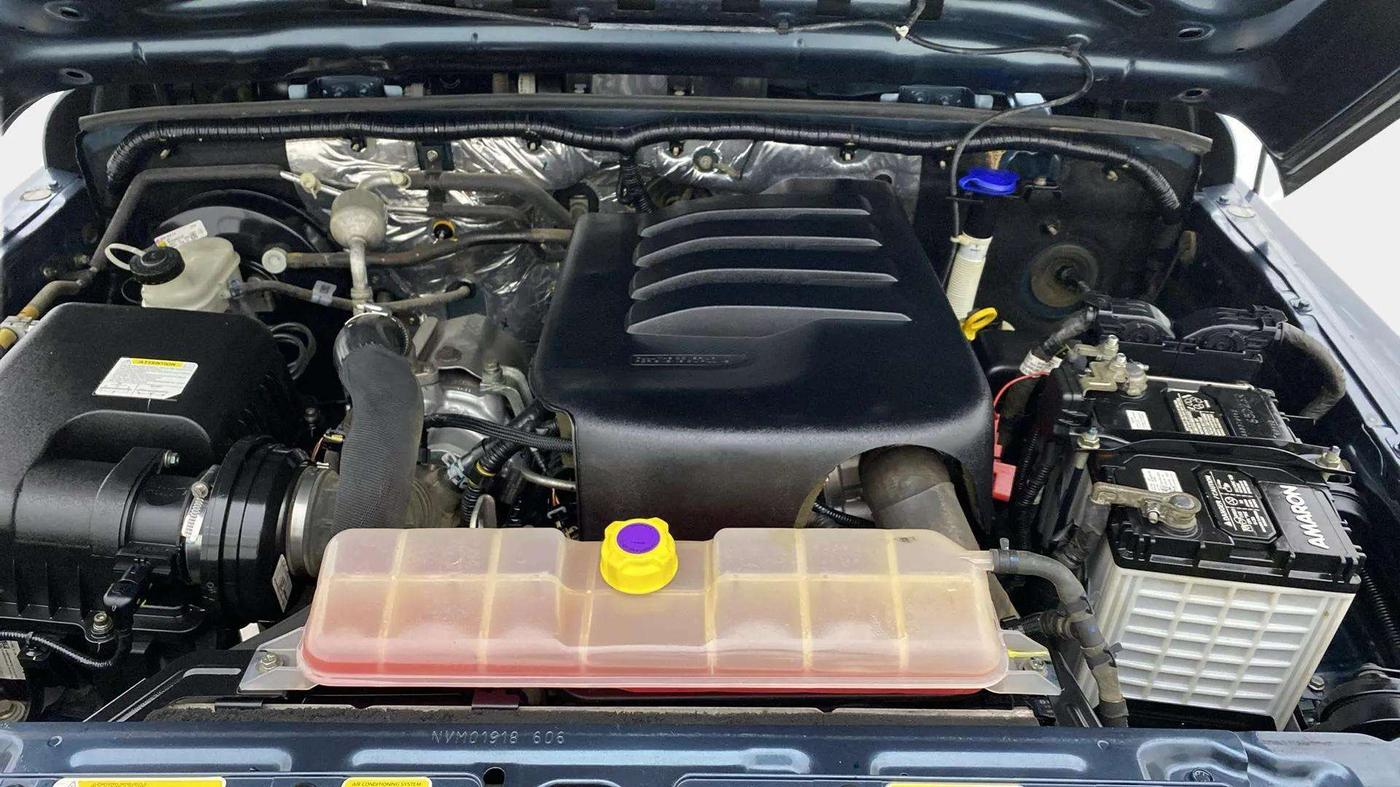 2021 Mahindra Thar LX HT PETROL 4WD MT, Petrol, Manual, 30,879 km, Engine View
