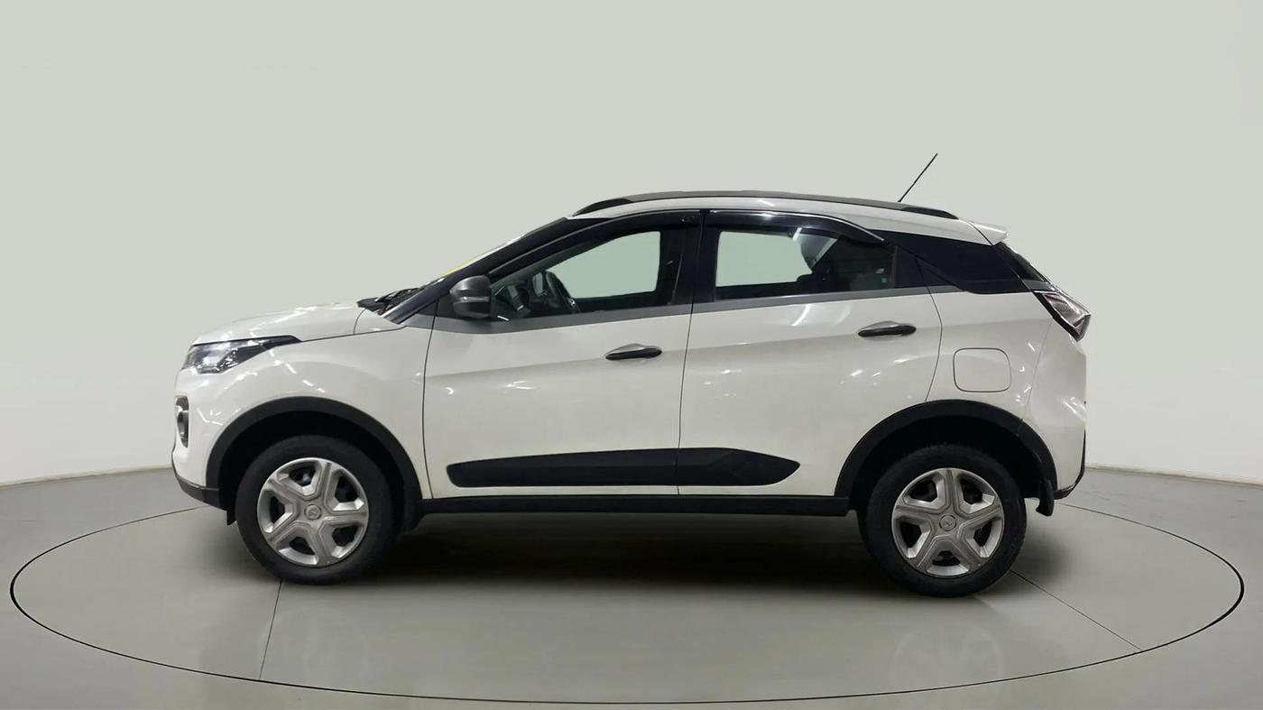 2021 Tata NEXON XM SUNROOF PETROL, Petrol, Manual, 26,863 km, Left Side