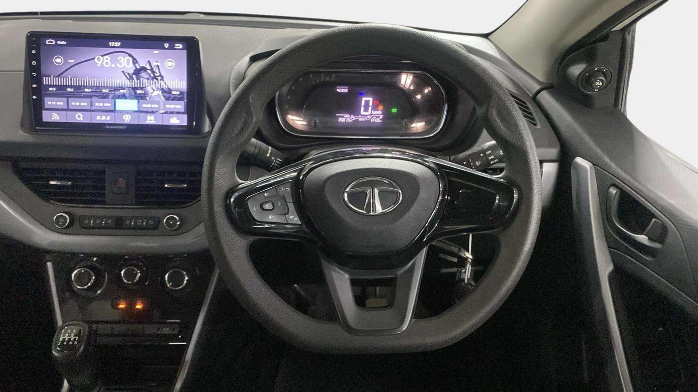 2021 Tata NEXON XM SUNROOF PETROL, Petrol, Manual, 26,863 km, Steering Wheel Close Up