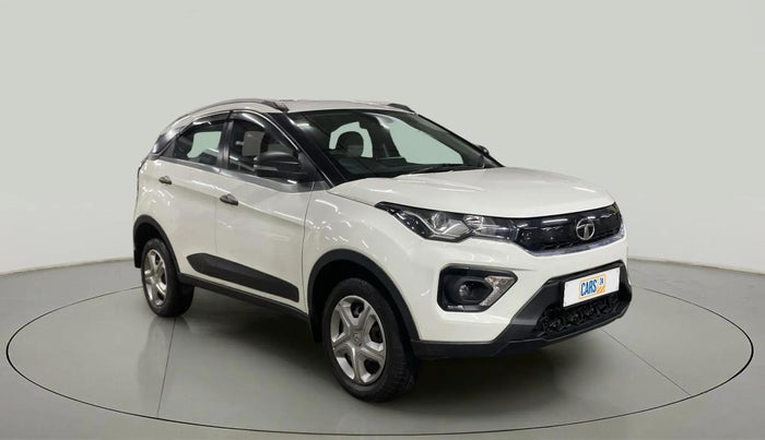 2021 Tata NEXON XM SUNROOF PETROL, Petrol, Manual, 26,798 km, Right Front Diagonal