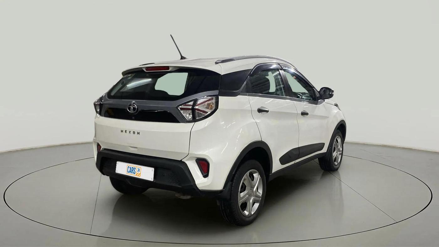 2021 Tata NEXON XM SUNROOF PETROL, Petrol, Manual, 26,863 km, Right Back Diagonal