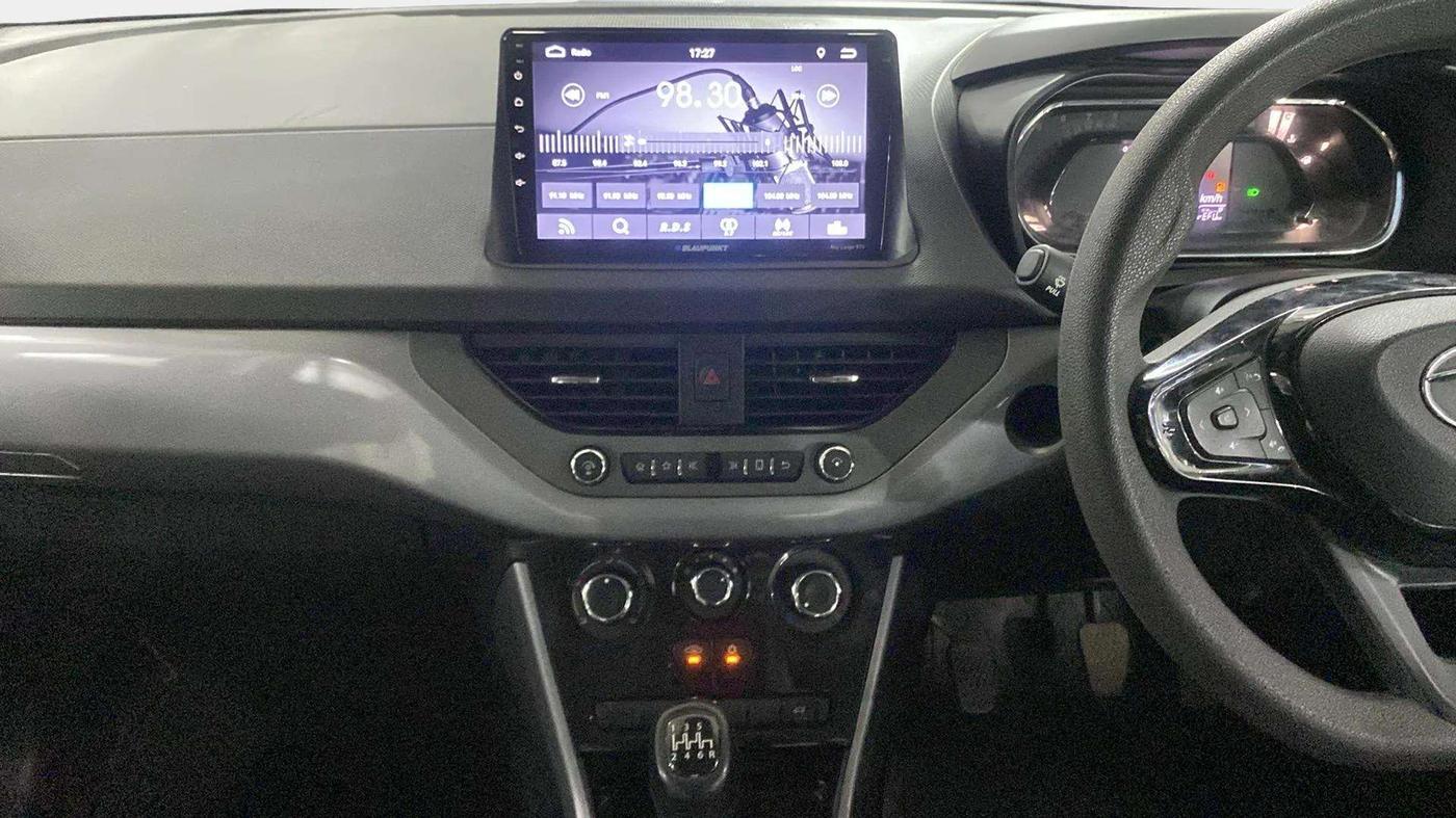 2021 Tata NEXON XM SUNROOF PETROL, Petrol, Manual, 26,863 km, Air Conditioner