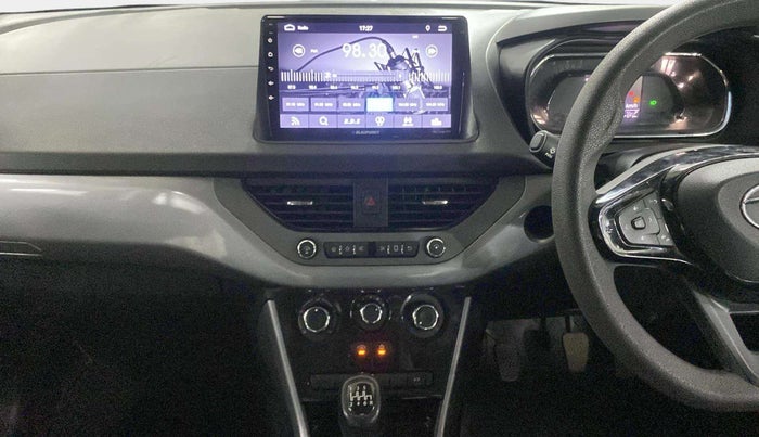 2021 Tata NEXON XM SUNROOF PETROL, Petrol, Manual, 26,798 km, Air Conditioner