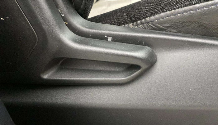 2020 Tata Tiago XT PETROL, Petrol, Manual, 24,342 km, Driver Side Adjustment Panel