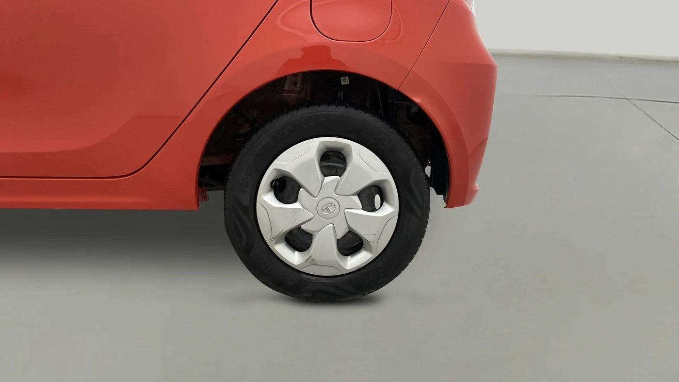 2020 Tata Tiago XT PETROL, Petrol, Manual, 24,342 km, Left Rear Wheel