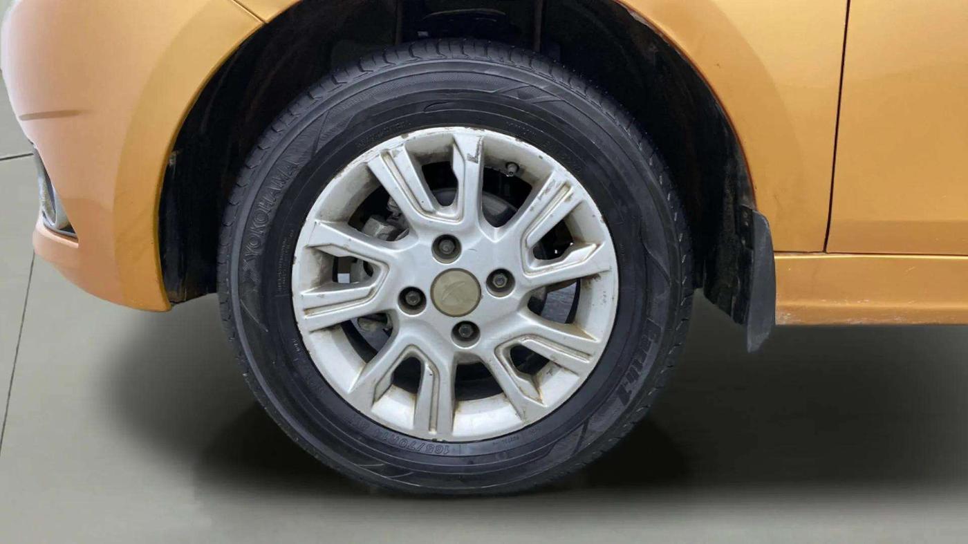 2016 Tata Tiago XZ PETROL, Petrol, Manual, 24,066 km, Left Front Wheel