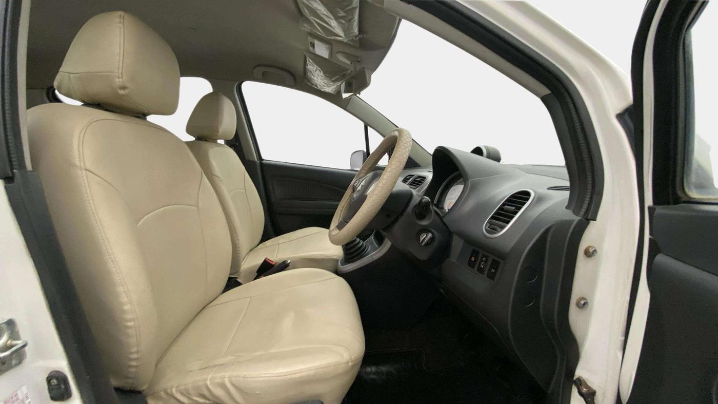 2015 Maruti Ritz ZDI, Diesel, Manual, 563 km, Right Side Front Door Cabin
