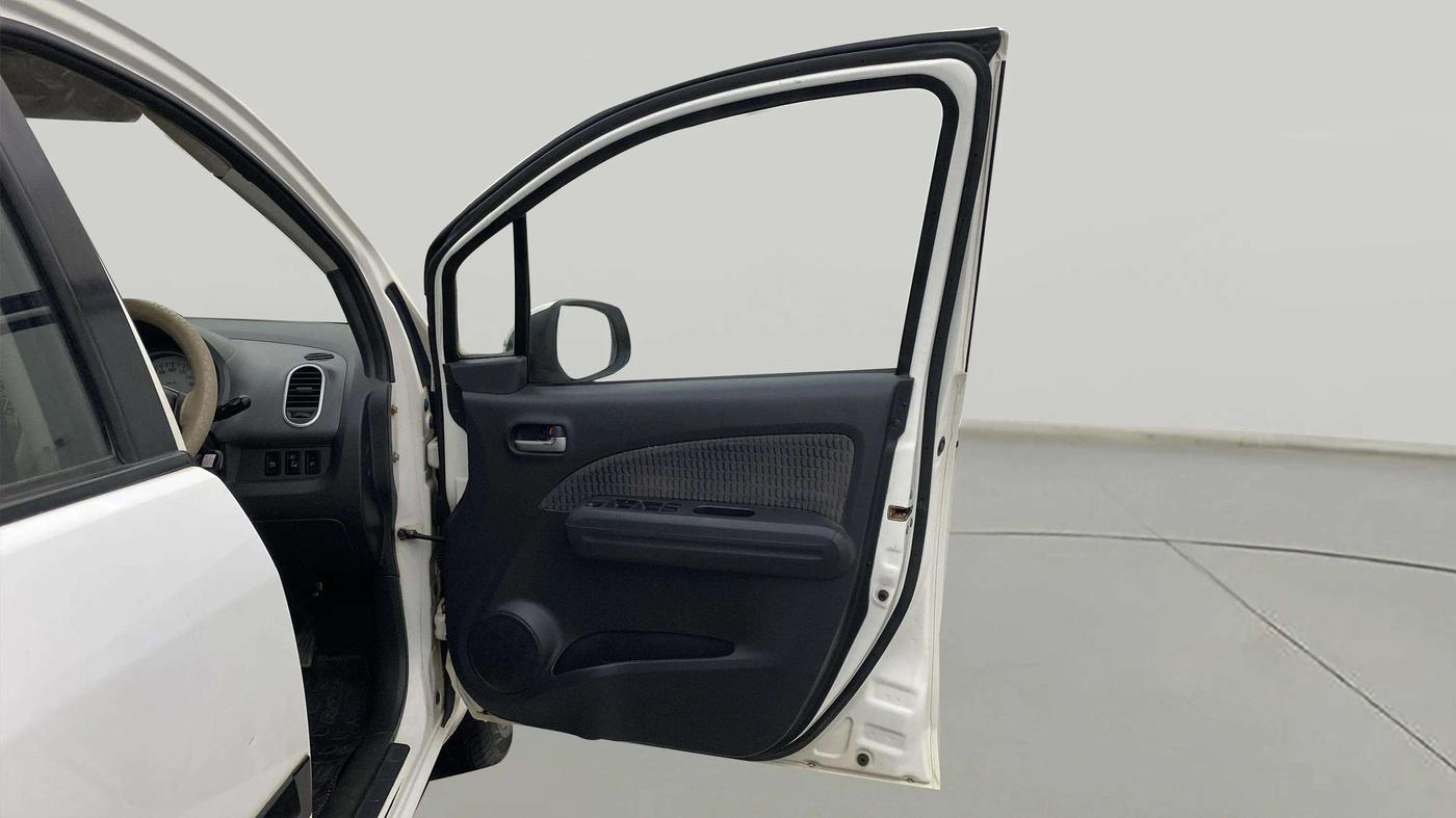 2015 Maruti Ritz ZDI, Diesel, Manual, 563 km, RHS Front Door