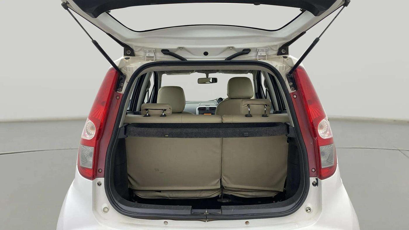 2015 Maruti Ritz ZDI, Diesel, Manual, 563 km, Boot Inside