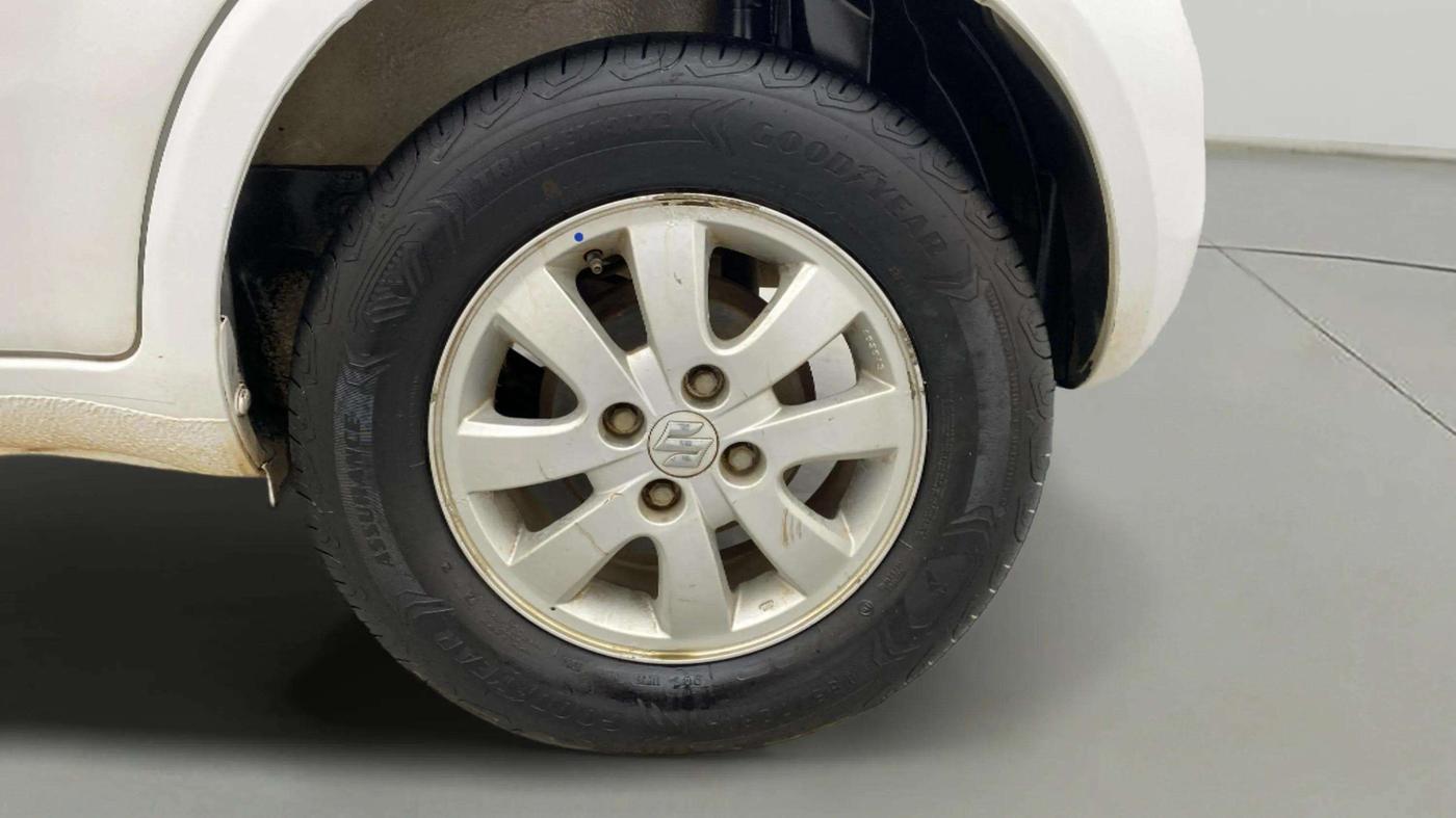 2015 Maruti Ritz ZDI, Diesel, Manual, 563 km, Left Rear Wheel