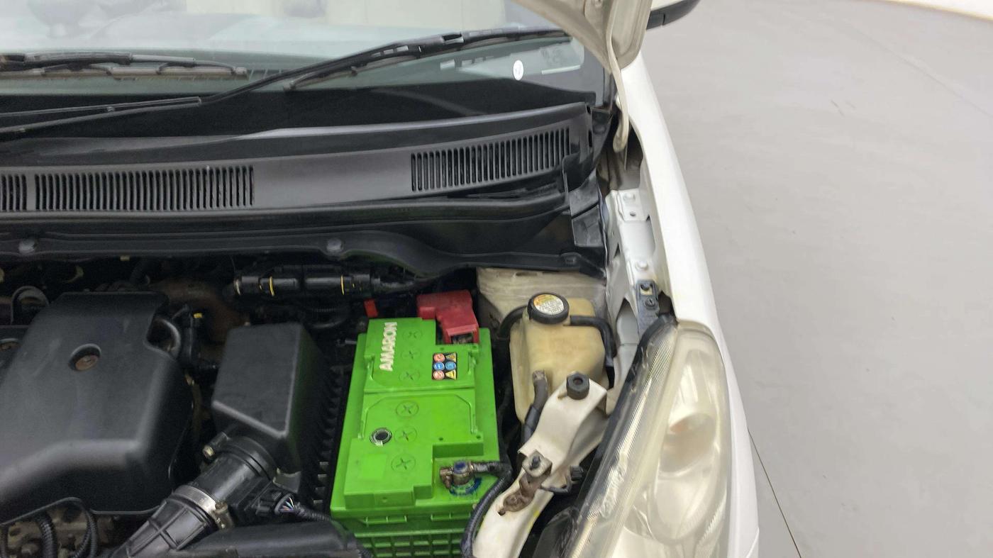 2015 Maruti Ritz ZDI, Diesel, Manual, 563 km, Engine View - Left