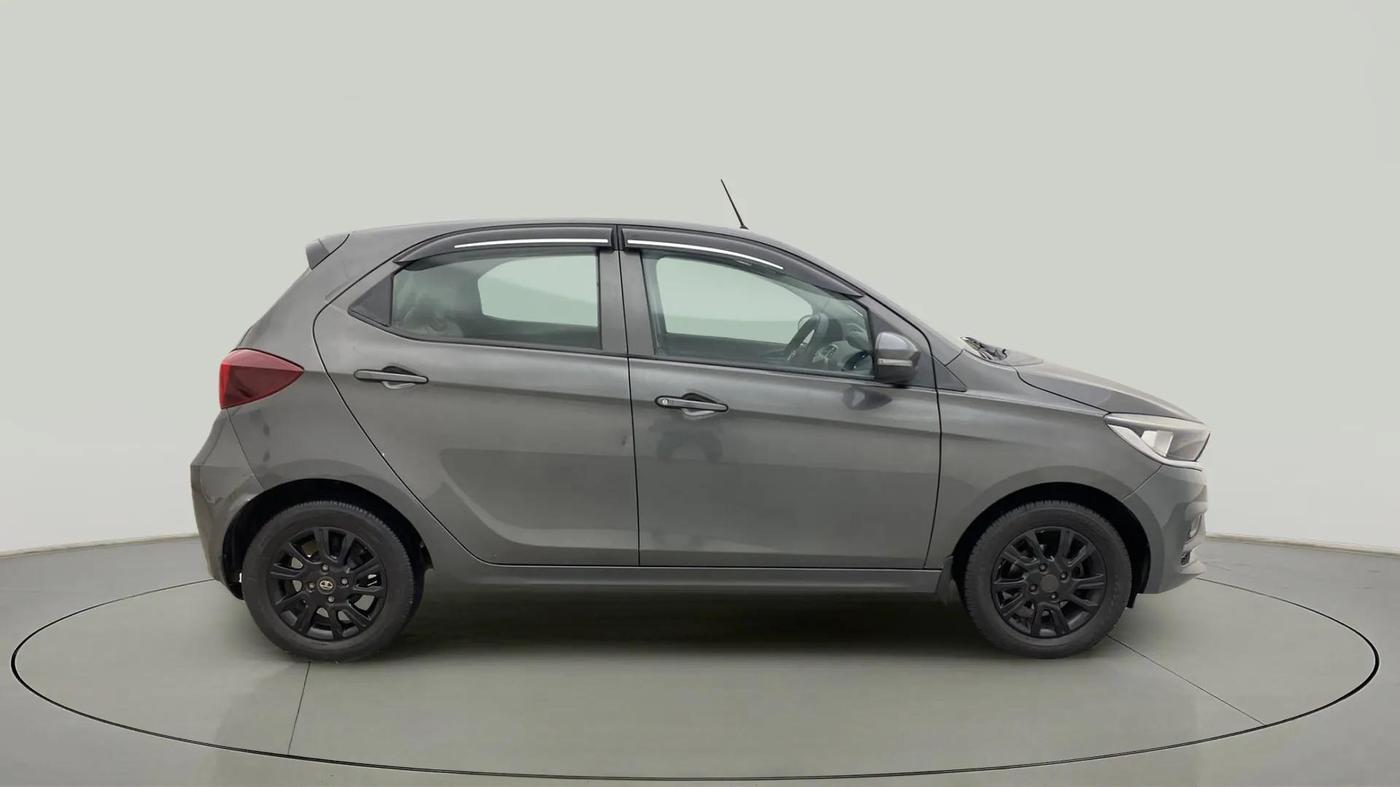2021 Tata Tiago XT Limited Edition, Petrol, Manual, 62,403 km, Right Side View