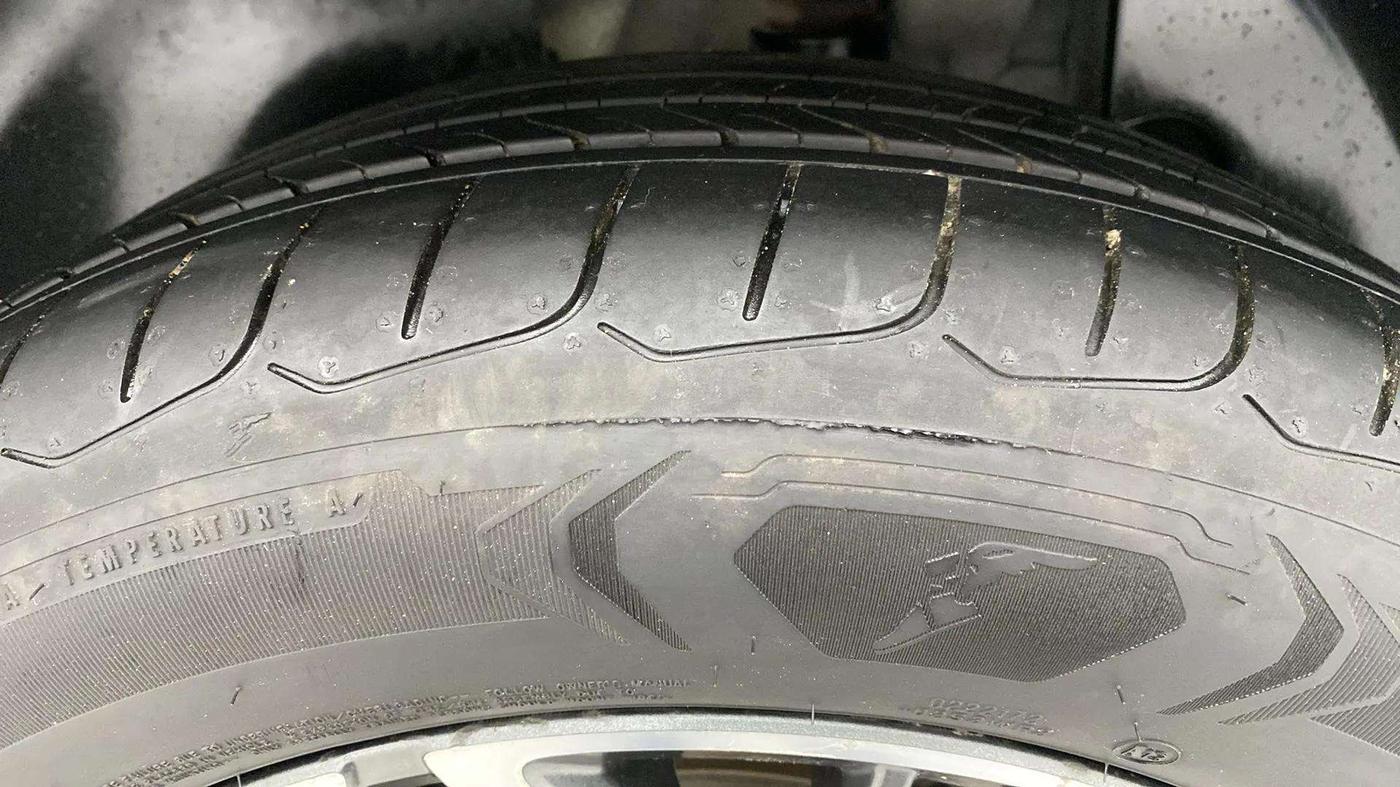 2021 KIA SELTOS GTX PLUS DCT 1.4 PETROL, Petrol, Automatic, 45,105 km, Left Rear Tyre Tread