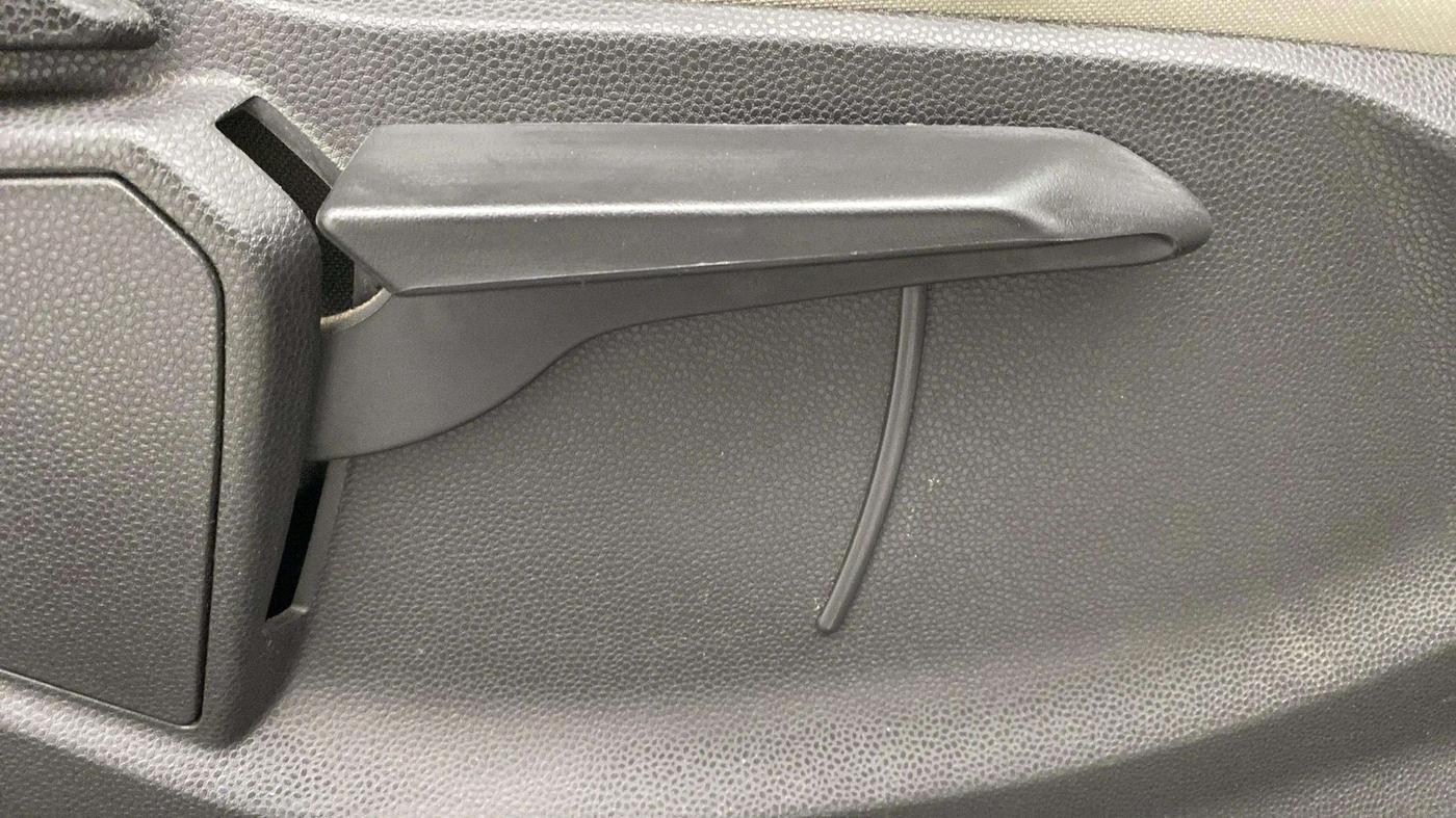 2017 Ford Ecosport TITANIUM 1.5L PETROL AT, Petrol, Automatic, 26,404 km, Driver Side Adjustment Panel