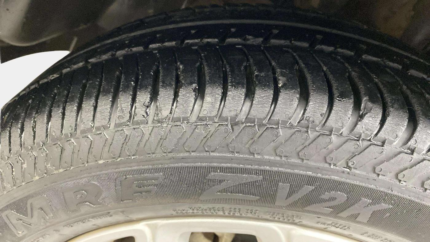 2017 Ford Ecosport TITANIUM 1.5L PETROL AT, Petrol, Automatic, 26,404 km, Left Front Tyre Tread