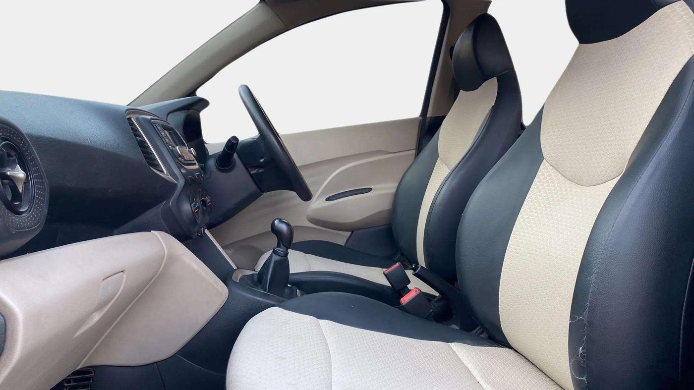 2020 Hyundai NEW SANTRO MAGNA, CNG, Manual, 56,542 km, Right Side Front Door Cabin