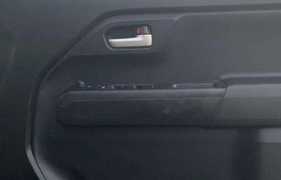 2019 Maruti New Wagon-R ZXI 1.2, Petrol, Manual, 38,710 km, Driver Side Door Panels Control